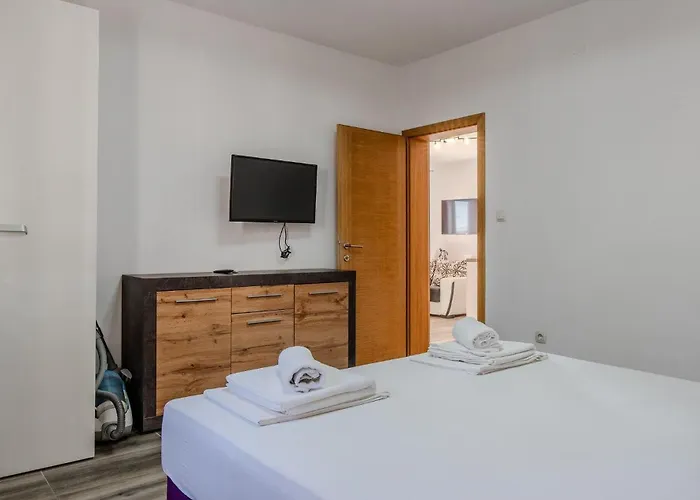 Gorgeous In Дом отдыха