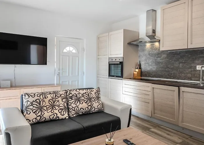 Gorgeous In Prázdninový dům *